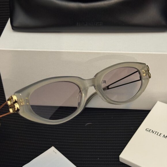 Gentle Monster Translucent Oval Sunglasses Gold Logo Chic Luxe main image 4